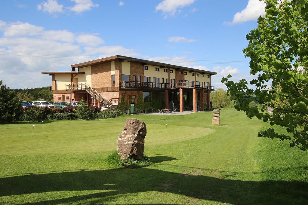Areal Botanika Hotel Unhošť Екстериор снимка
