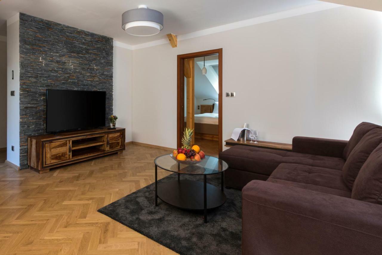 Areal Botanika Hotel Unhošť Екстериор снимка
